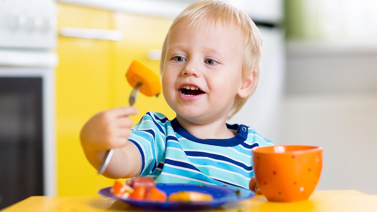 Kindergeschirr im Test: Eltern sollten besser auf Melamingeschirr verzichten Kindergeschirr im Test: Eltern sollten besser auf Melamingeschirr verzichten